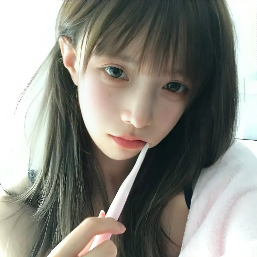 四月的雨海报