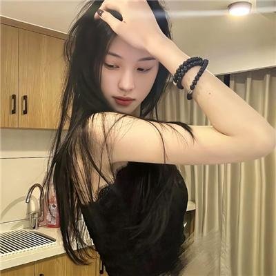 大明湖畔有人家海报